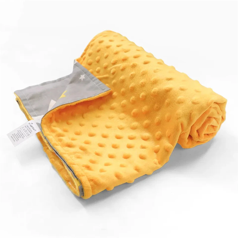 Minky Dot tæppe til gave