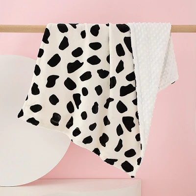 Minky Dots tæpper til nyfødte